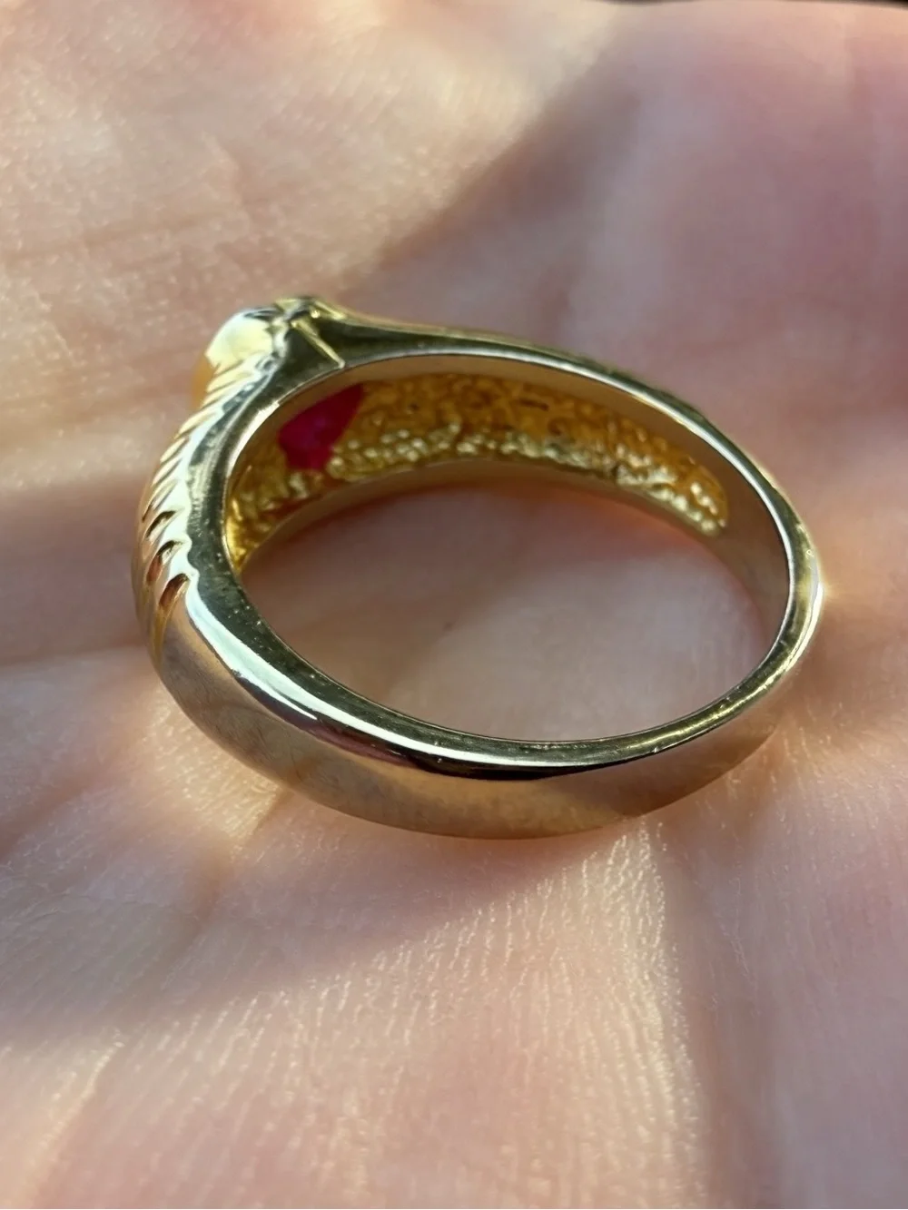 Red Heart Bezel Ring | Size  6